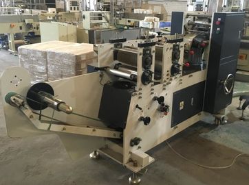 サーボ運動制御のチィッシュ ペーパーの生産ライン ポケット ティッシュの折る装置